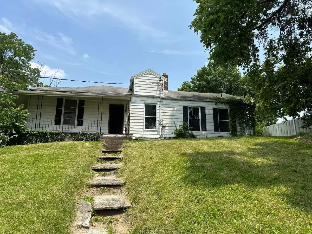 Lockland, OH 45215,218 Lock St