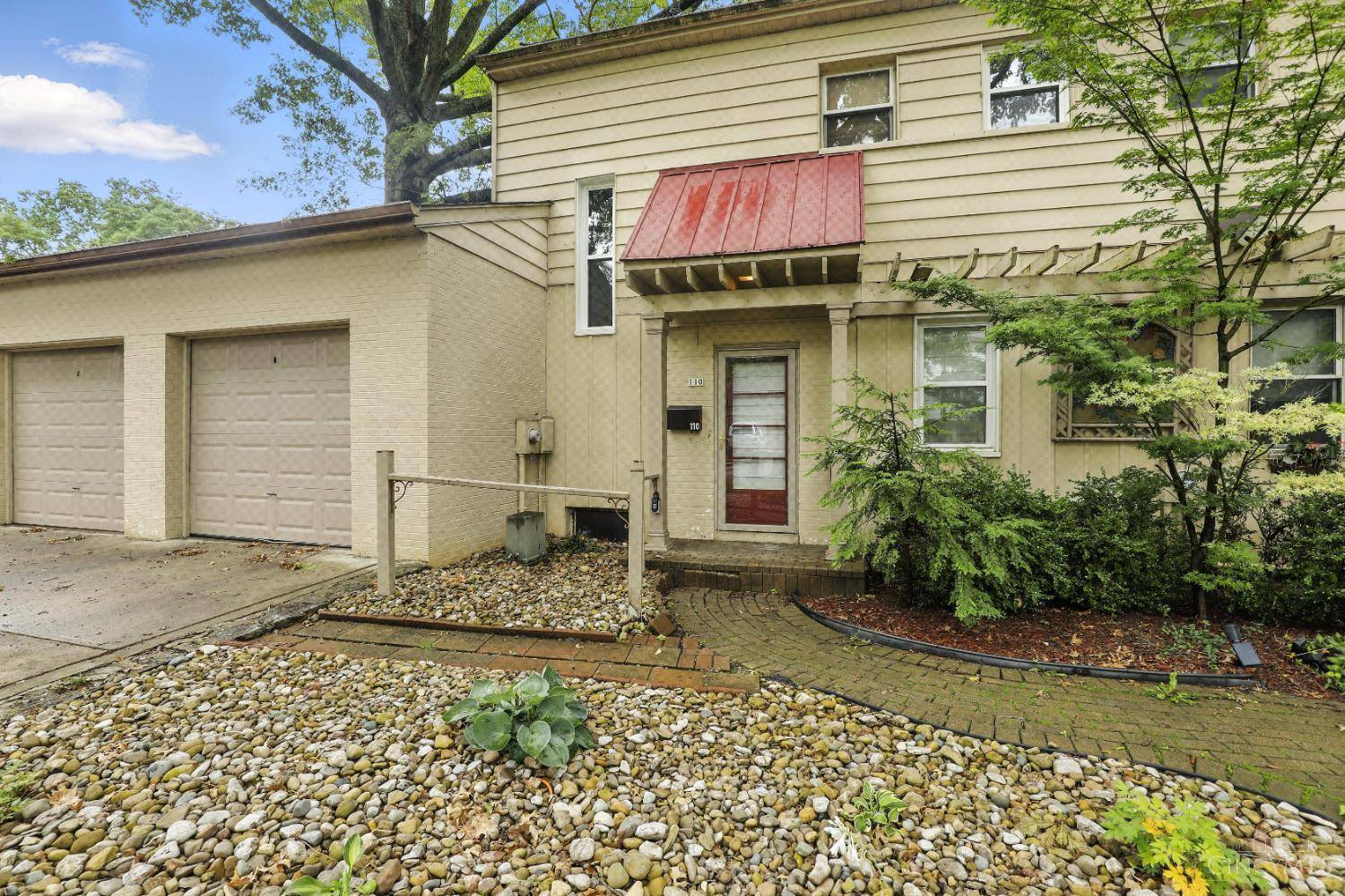 Greenhills, OH 45218,110 Burley Cir
