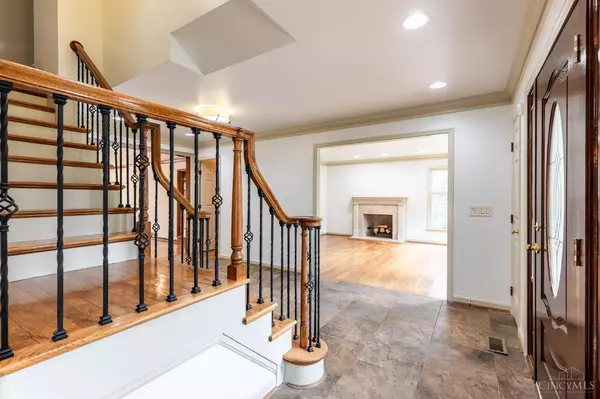 Montgomery, OH 45249,8931 Terwilligers Trl