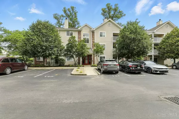 710 Carrington Pl #103, Loveland, OH 45140