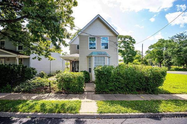 711 Van Roberts Pl, Wyoming, OH 45215