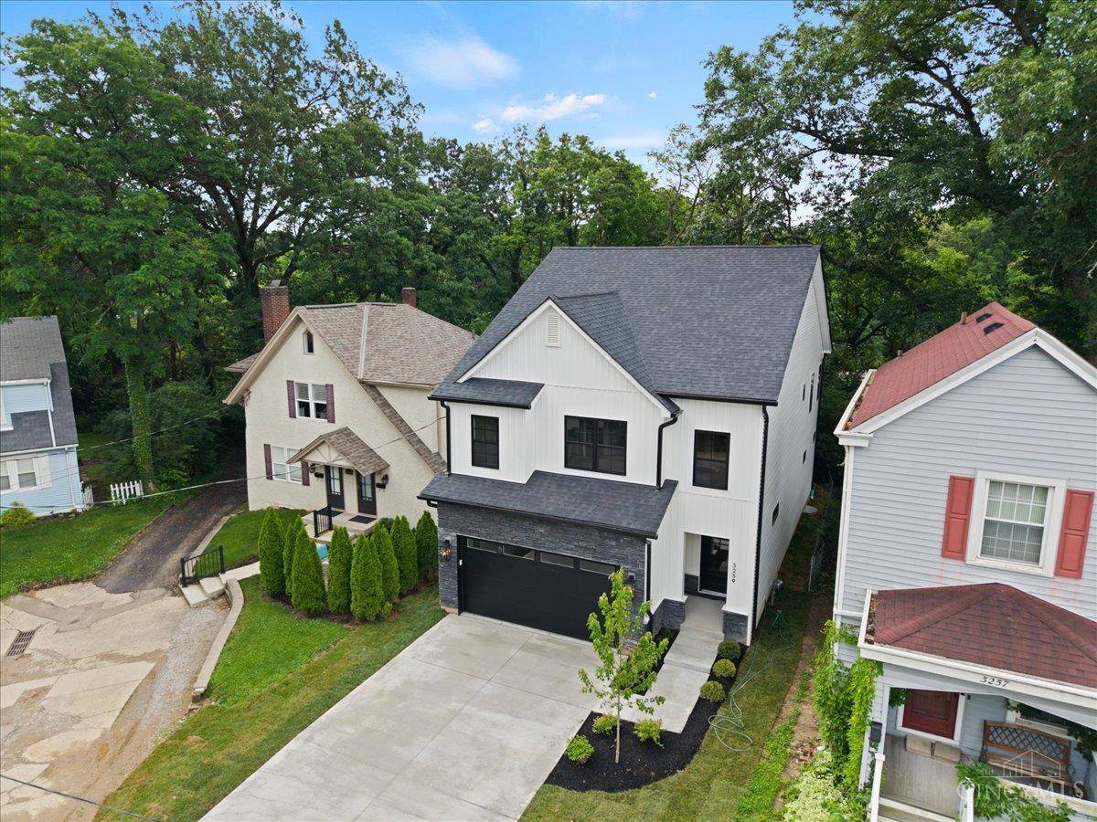 Cincinnati, OH 45209,3259 Berwyn Pl