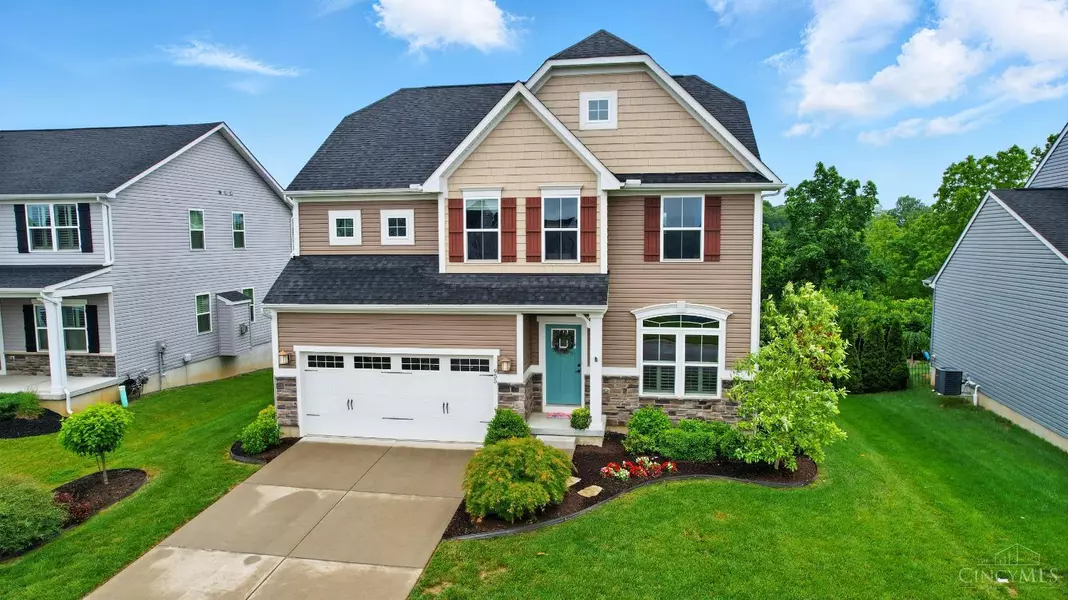 955 Trovillo Dr, South Lebanon, OH 45065