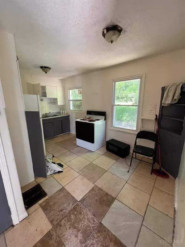 Silverton, OH 45227,6236 Stewart Rd
