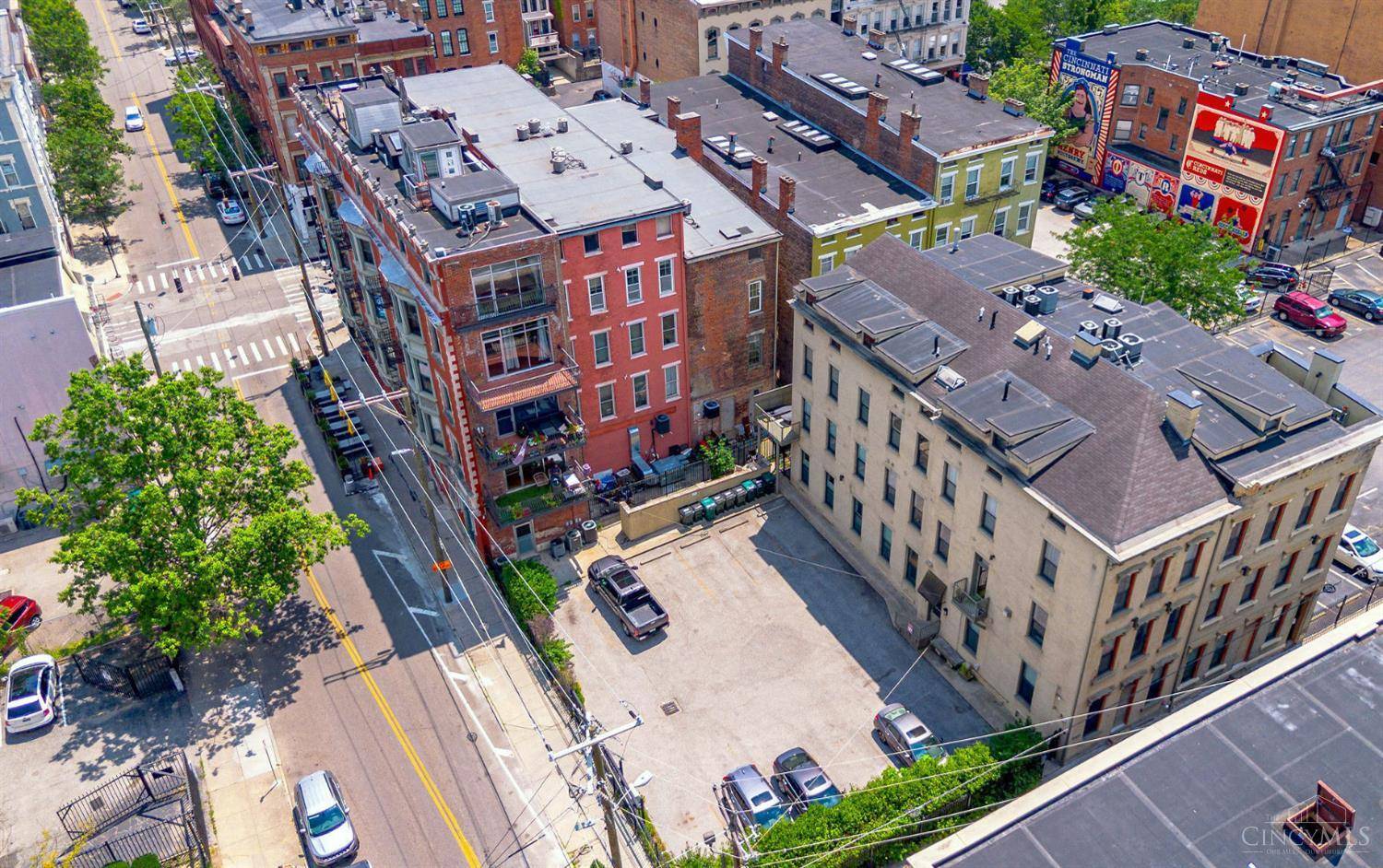 Cincinnati, OH 45202,1237 Vine St #1