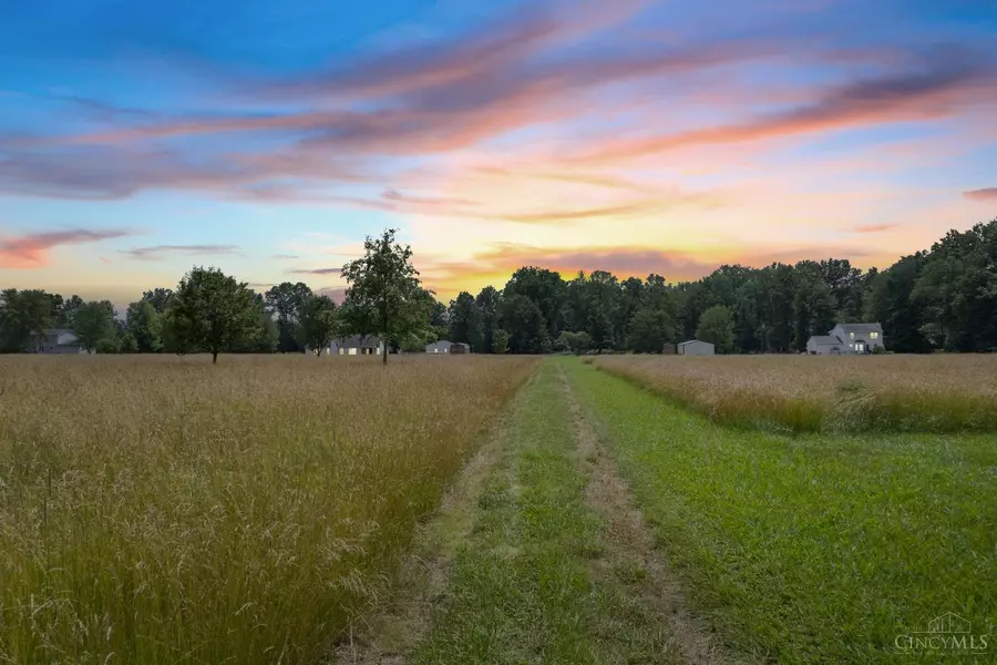 2858 Bigam Rd, Wayne Twp, OH 45103