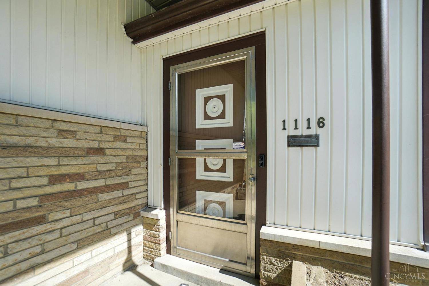 Springfield Twp., OH 45231,1116 Hempstead Dr