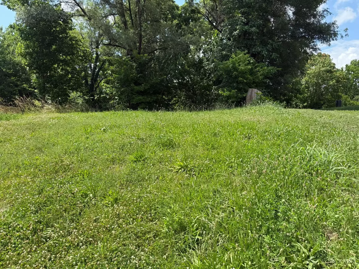 Cincinnati, OH 45219,2221 Rice St