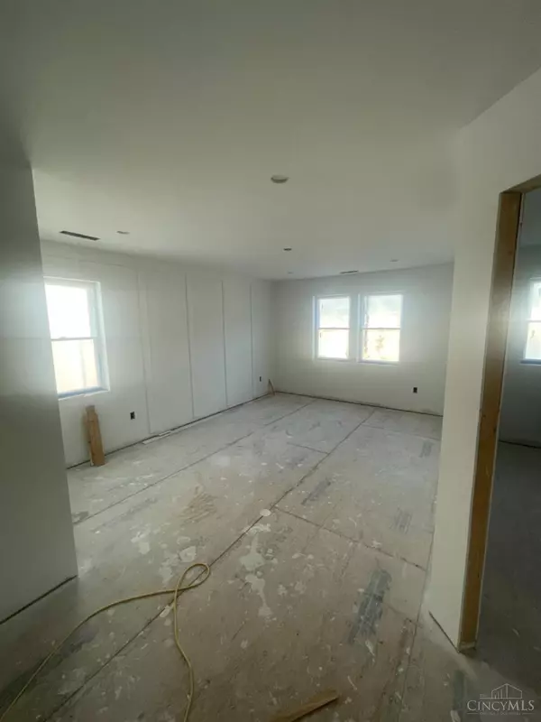 Cincinnati, OH 45213,5328 Lester Rd