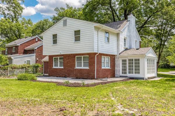 North College Hill, OH 45224,1562 Oak Knoll Dr