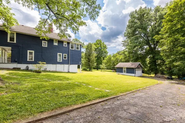 6039 Oakwood Ave, Cincinnati, OH 45224