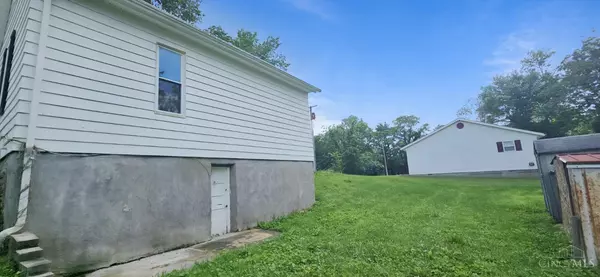 Blanchester, OH 45107,128 W Burroughs St