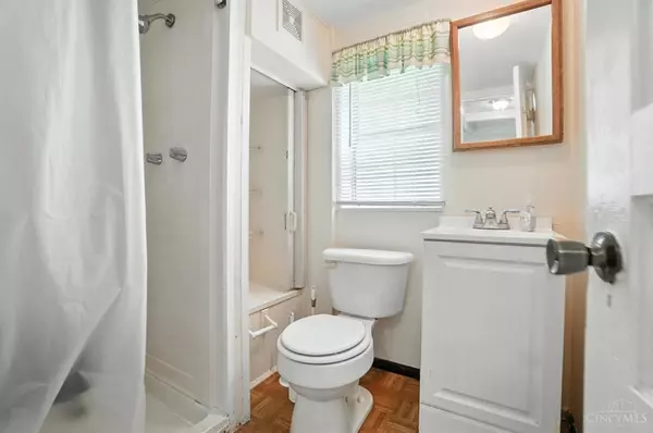 Cincinnati, OH 45204,2831 Claypole Ave