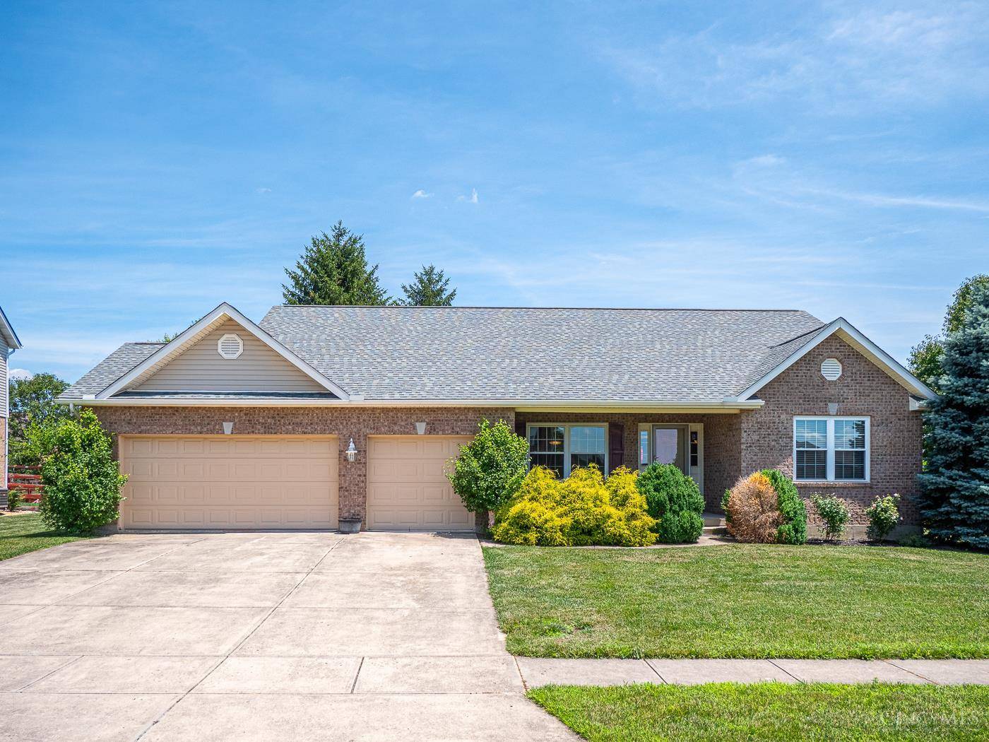 7854 Cape Cod Ct, West Chester, OH 45069
