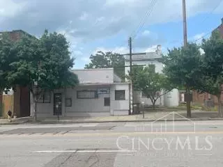 Cincinnati, OH 45227,6016 Madison Rd