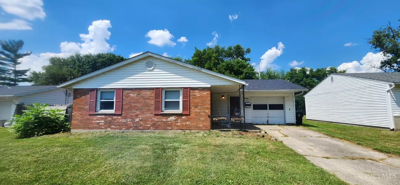 329 Burdel Dr, Wilmington, OH 45177