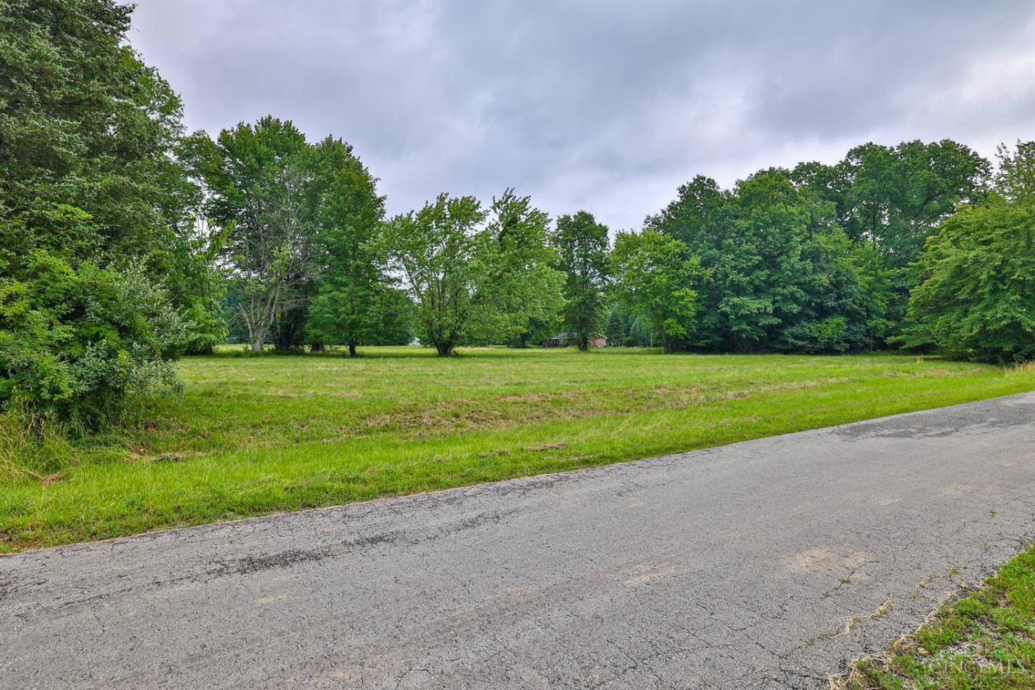 741 Odenwald Dr, Fayetteville, OH 45118