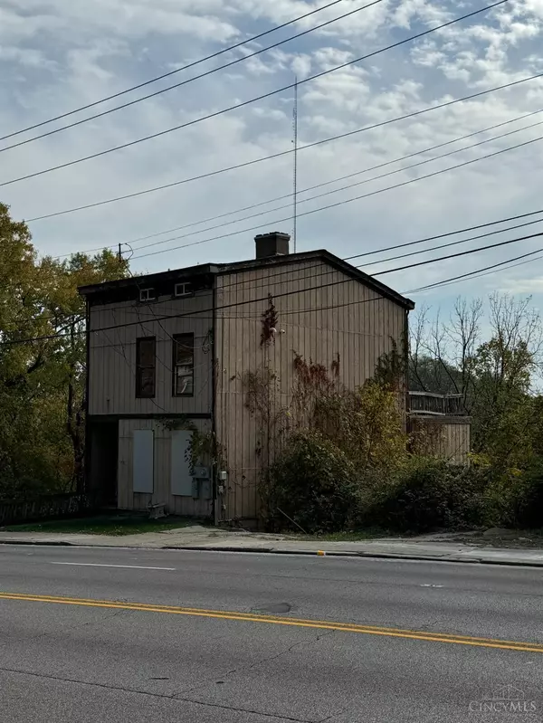 Cincinnati, OH 45214,1705 Harrison Ave