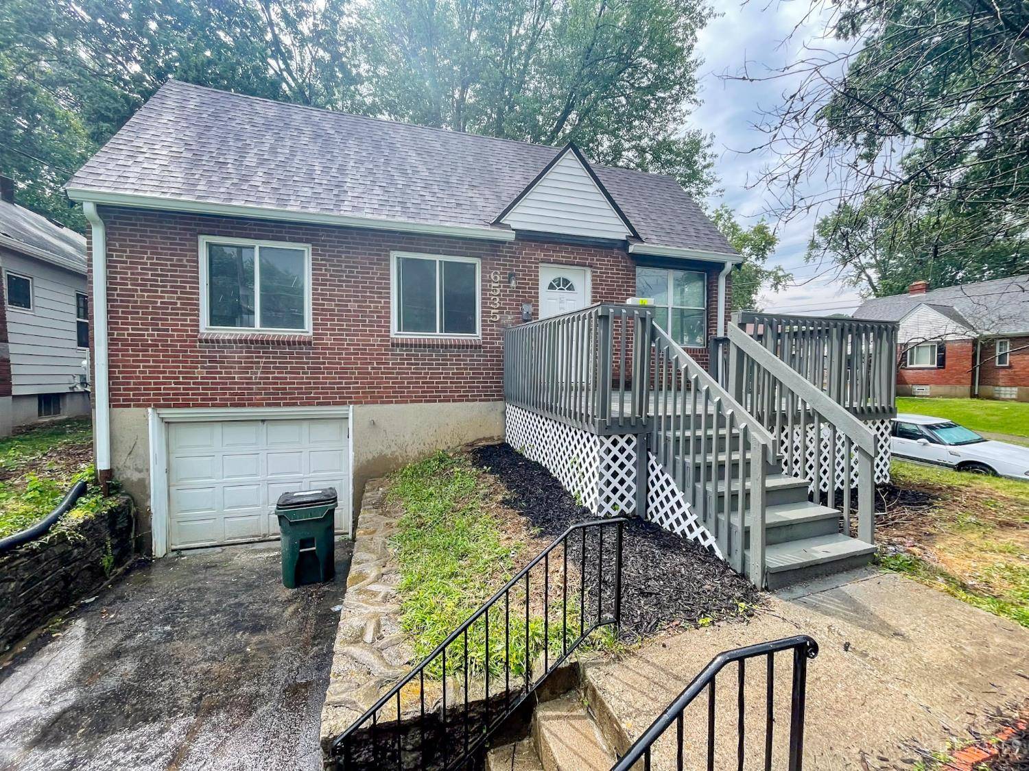 6535 Highland Ave, Silverton, OH 45236