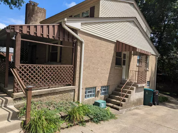 Cincinnati, OH 45211,3127 Macarthur Ct