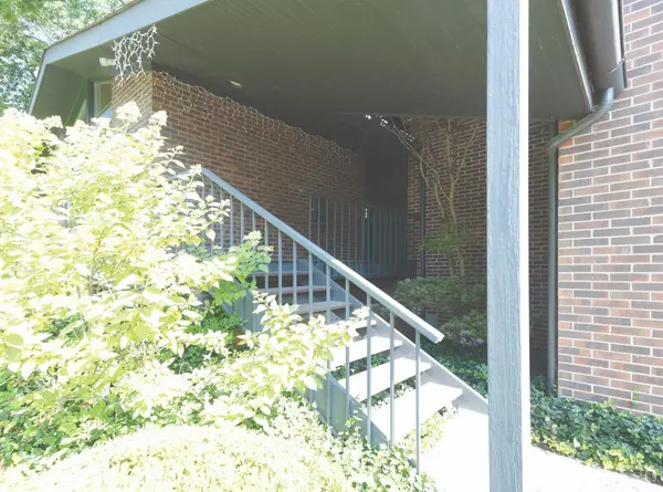 Cincinnati, OH 45220,3763 Middleton Ave