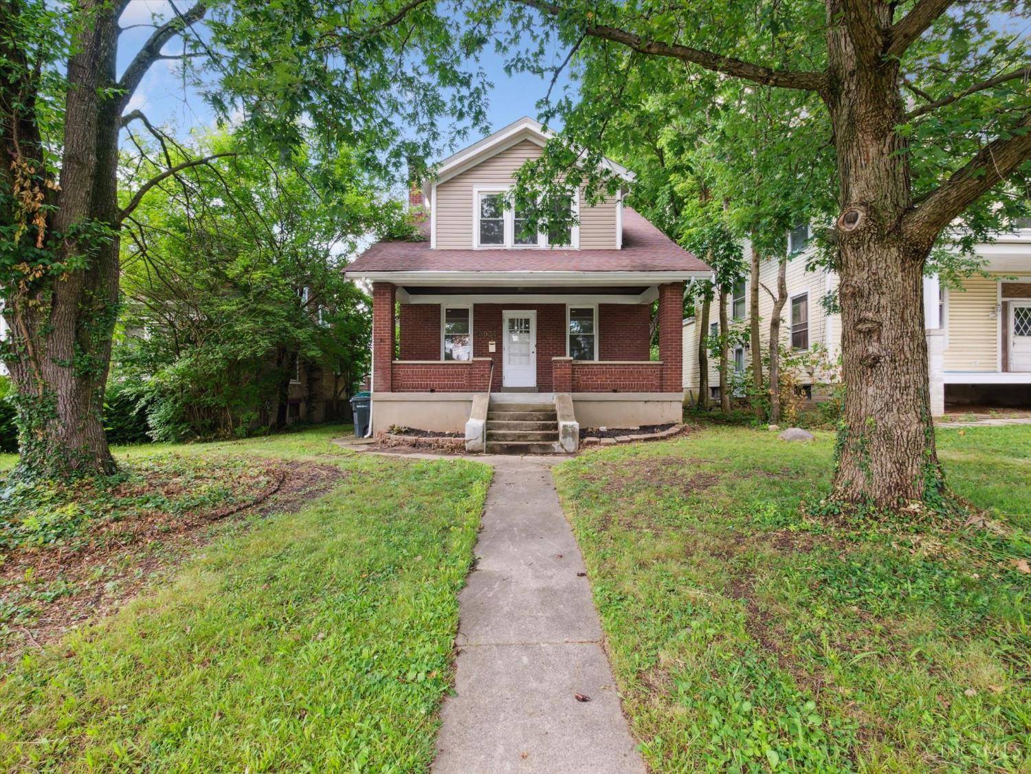 3034 Montana Ave, Cincinnati, OH 45211
