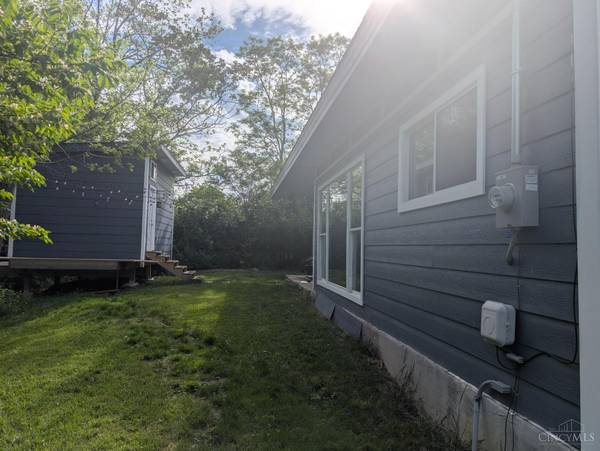 10788 Thornview Dr, Sharonville, OH 45241