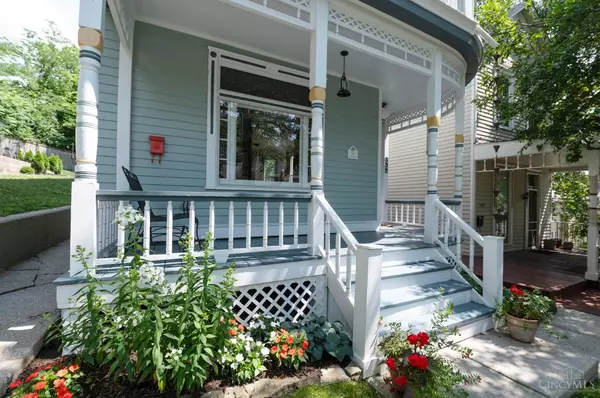 Cincinnati, OH 45226,332 Donham Ave