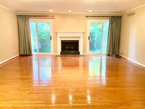 Cincinnati, OH 45208,3488 Forestoak Ct
