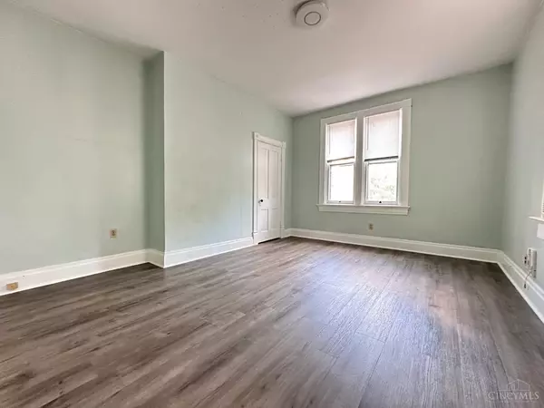 Cincinnati, OH 45220,623 Riddle Rd