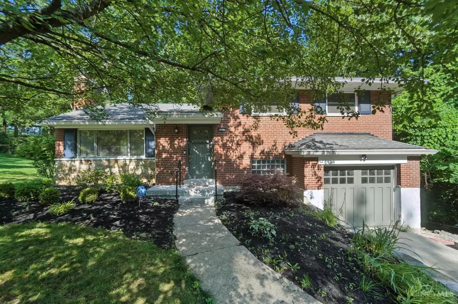 1419 Wolfangel Rd, Anderson Twp, OH 45255