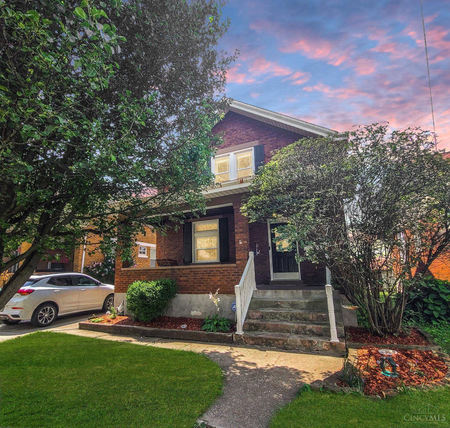 3613 Woodbine Ave, Cheviot, OH 45211