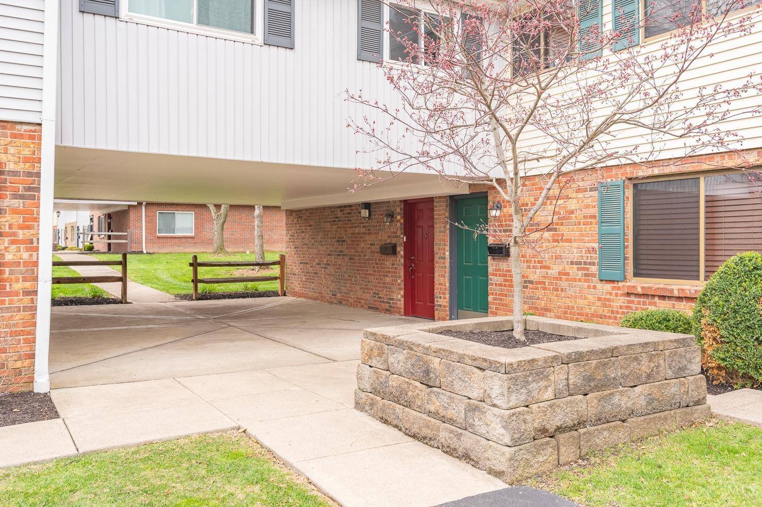 Sycamore Twp, OH 45236,7752 Montgomery Rd