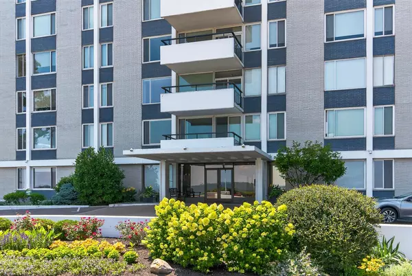 Cincinnati, OH 45206,2401 Ingleside Ave #10E