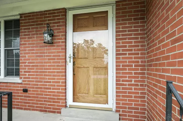 Sharonville, OH 45241,3973 E Kemper Rd