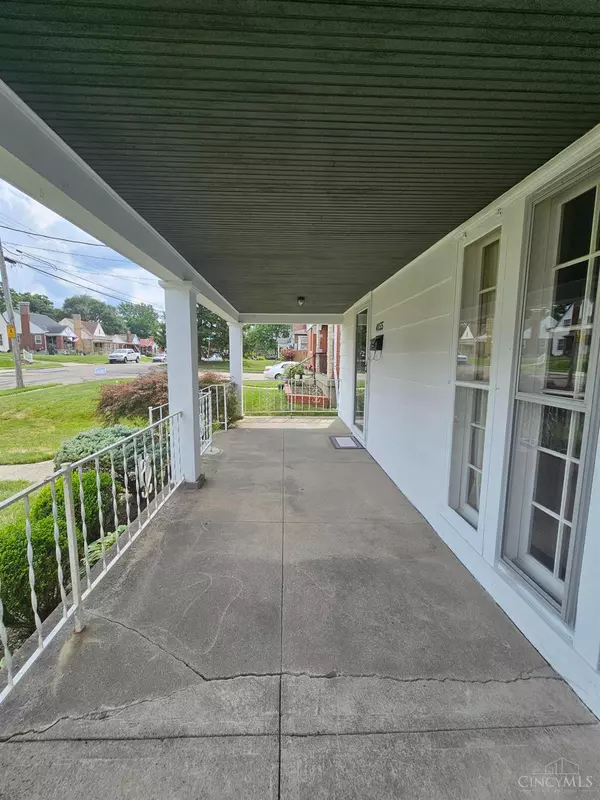 Cheviot, OH 45211,4155 Homelawn Ave