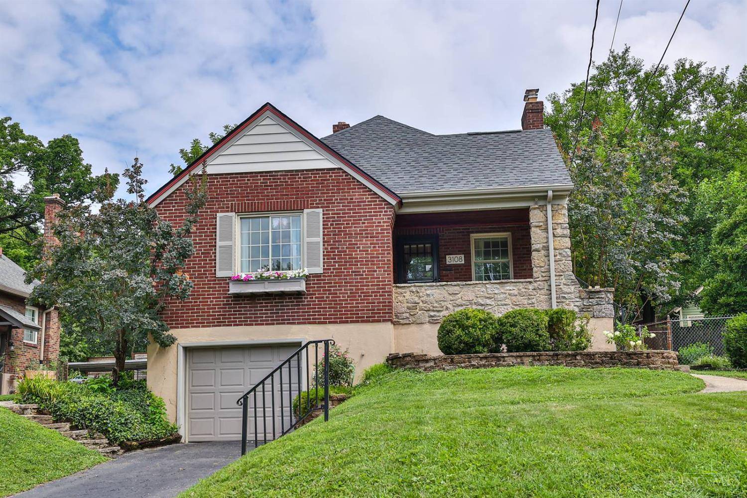 3108 Beaver Ave, Cincinnati, OH 45213