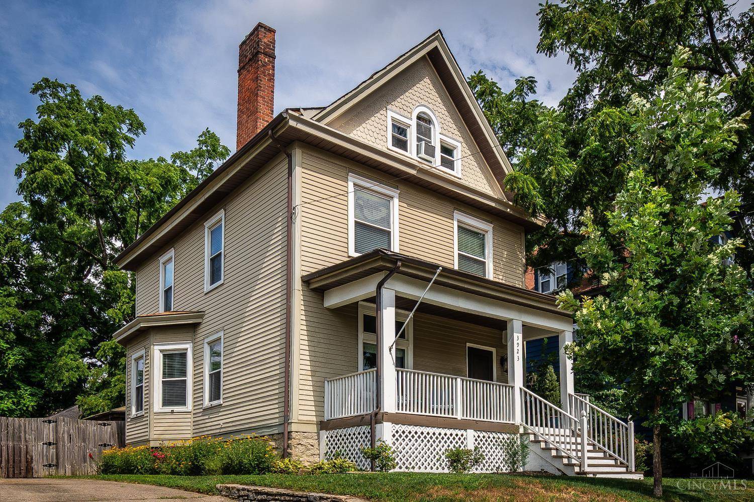 Norwood, OH 45213,3923 S Madison Ave