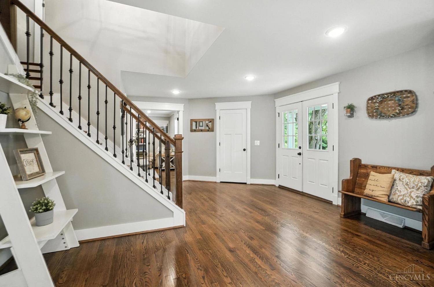 Montgomery, OH 45242,10007 Windzag Ln