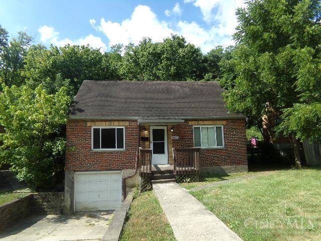 3927 Delhi Rd, Delhi Twp, OH 45204