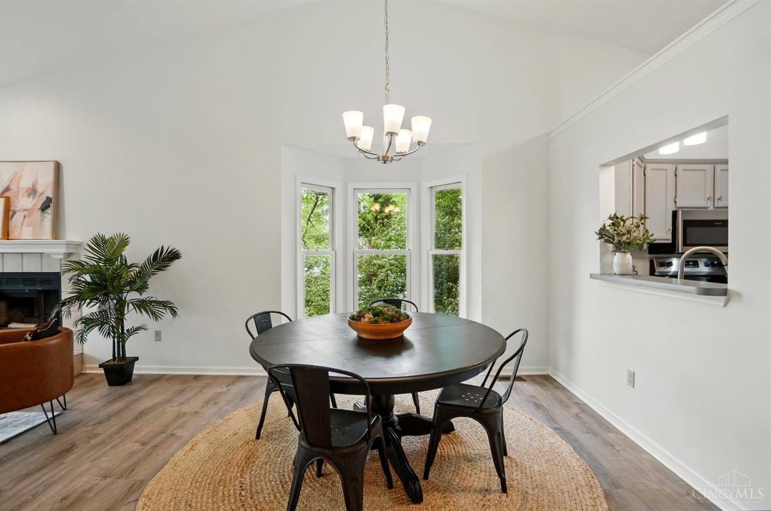 Cincinnati, OH 45230,5463 Hanover Cir