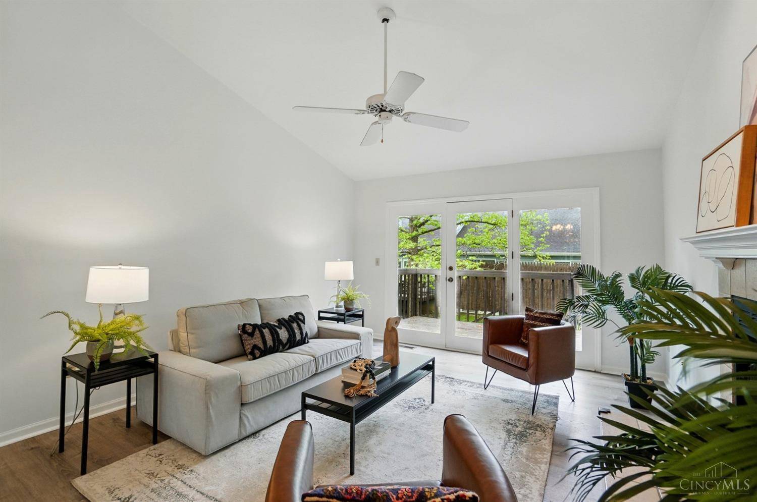 Cincinnati, OH 45230,5463 Hanover Cir