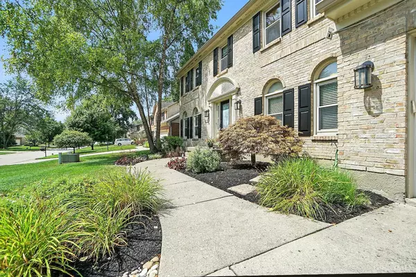 Sharonville, OH 45241,9919 Mccauly Woods Dr