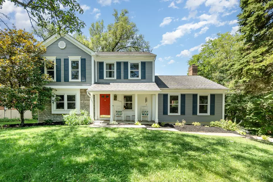 12125 Crown Ct, Sharonville, OH 45241