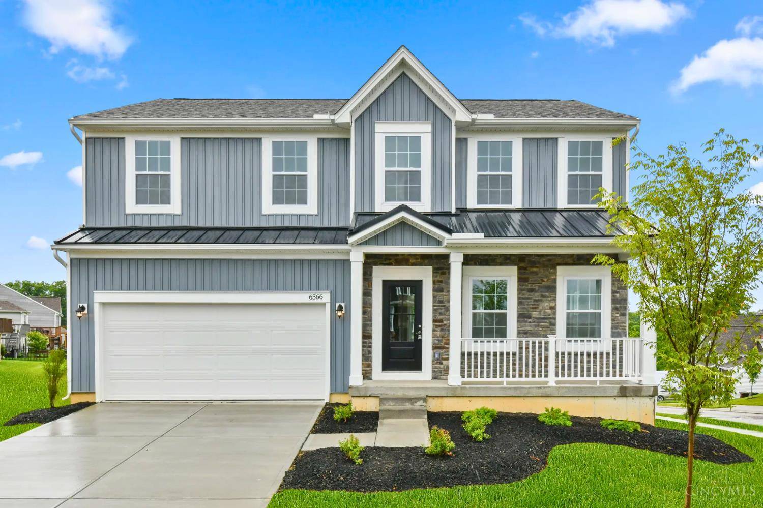 165 Magnolia Ln, Springboro, OH 45066