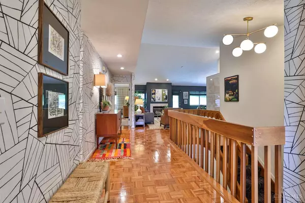 Wyoming, OH 45215,11 Diplomat Dr