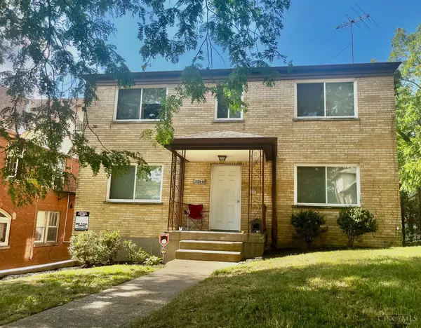 2739 Powell Dr, Cincinnati, OH 45211