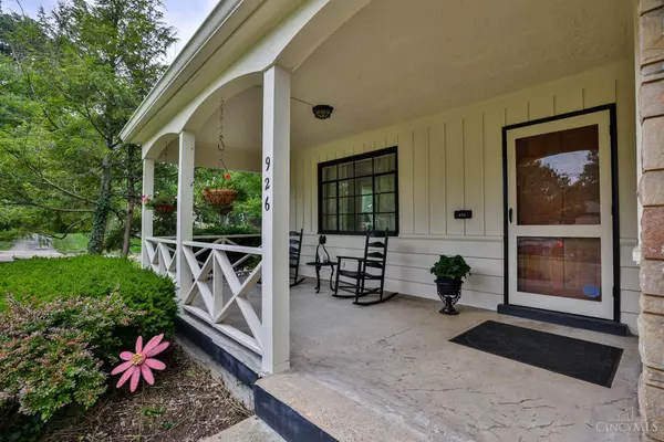 Wyoming, OH 45215,926 Reily Rd