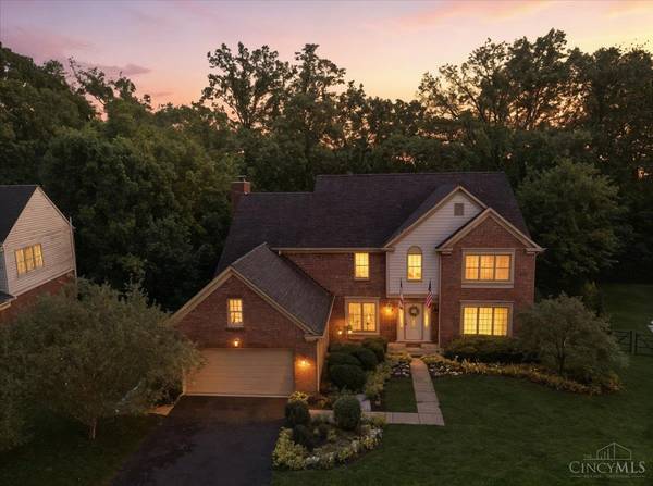 7976 Ashley View Dr, Cincinnati, OH 45227