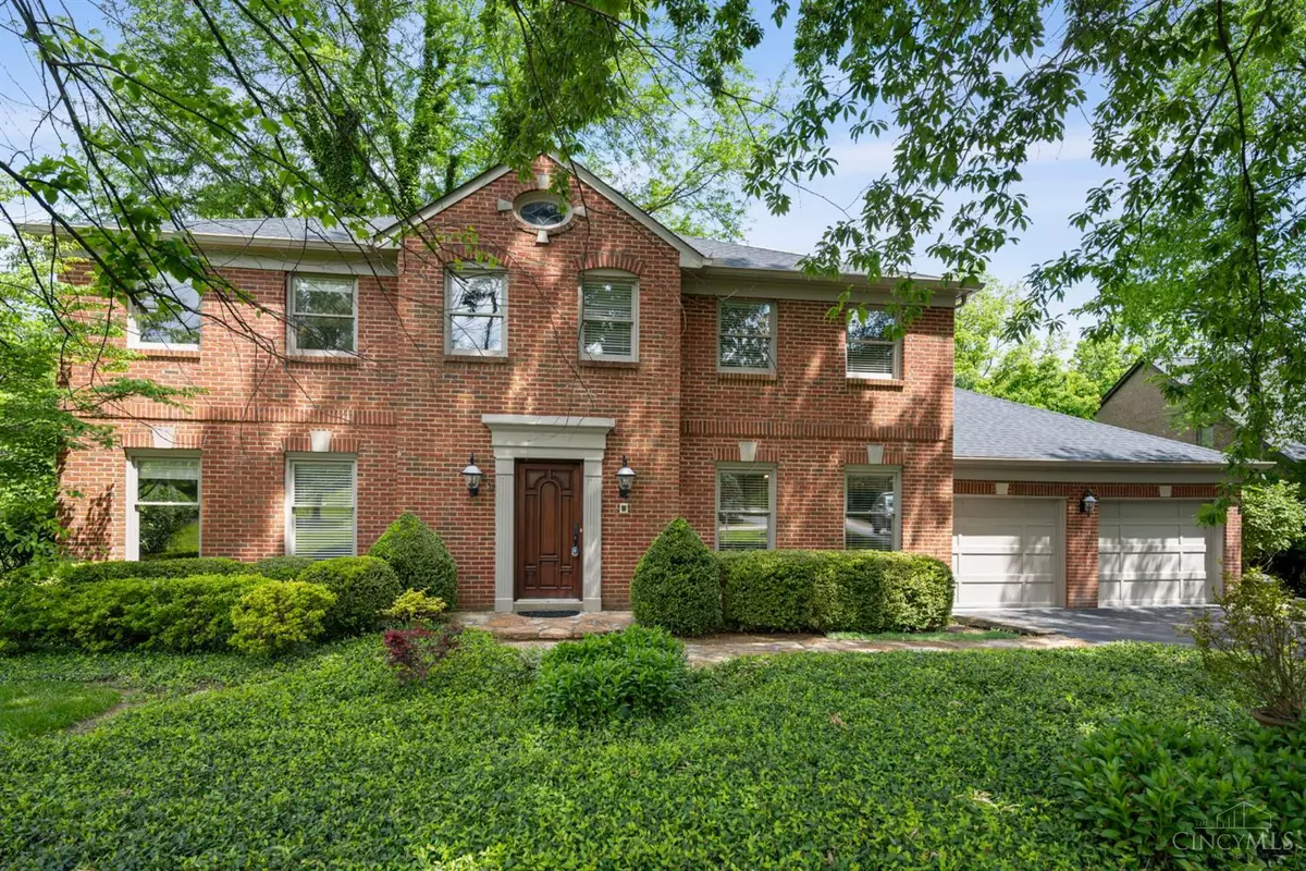 Blue Ash, OH 45241,16 Carpenters Run